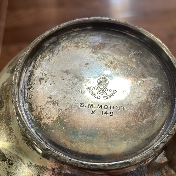 1857 Antique World Brand pint bowl with natural patina - Picture 7 of 7